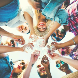 So You’re Having a Party? Here’s How to Know How Much Alcohol to Have on Hand