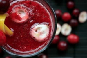 cranberry-ginger-coctail