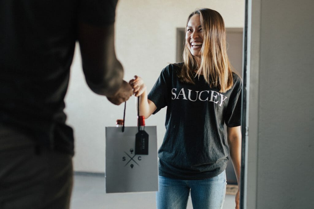 Chicago Cigarette Delivery Saucey