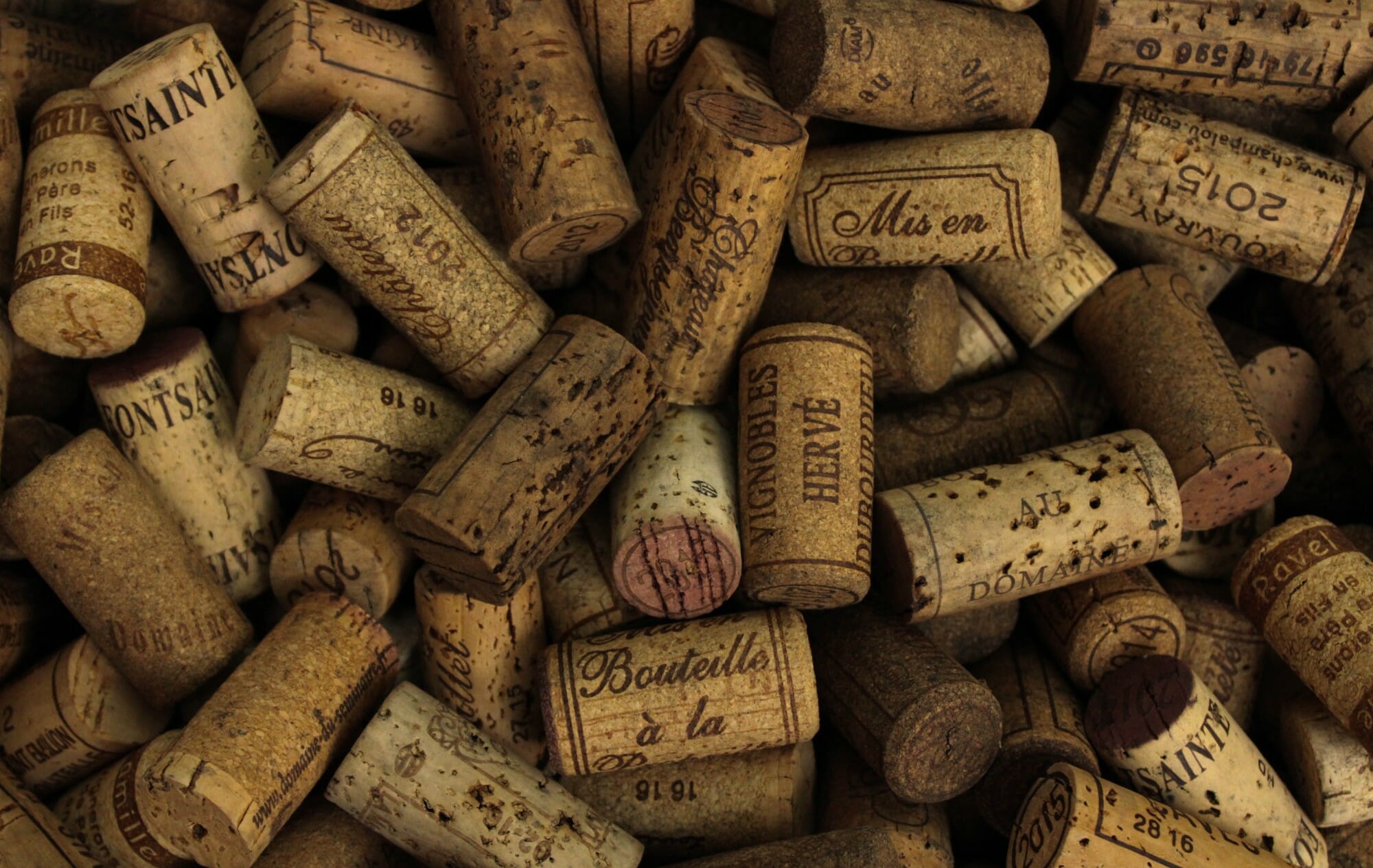 9 Creative Ways To Open A Wine Bottle Without A Wine Opener Saucey