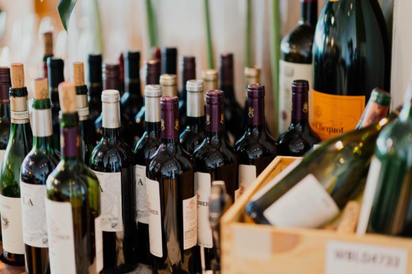 photo-by-chuttersna-on-unsplash_how-much-alcohol-is-in-every-kind-of-wine