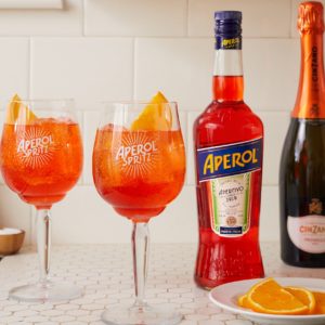 Make This Delicious Aperol Spritz Recipe for Thanksgiving