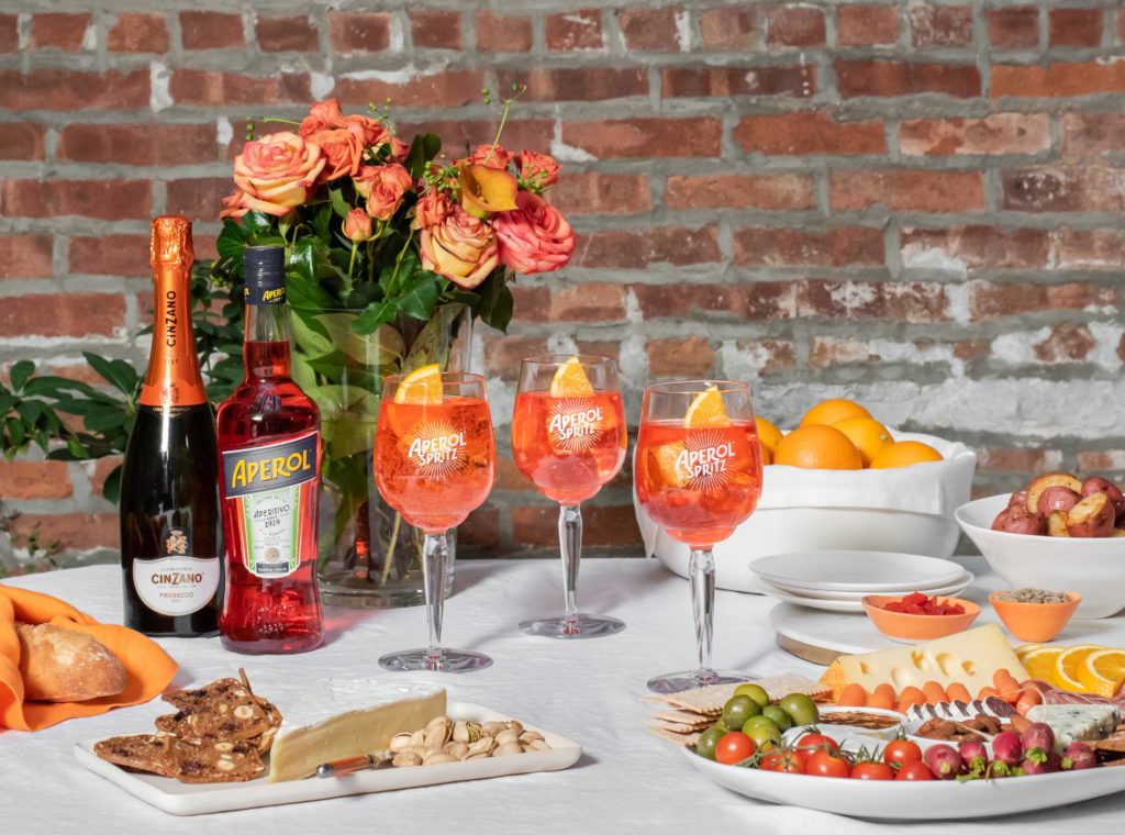 Aperol Spritz recipe for the holidays, from Saucey
